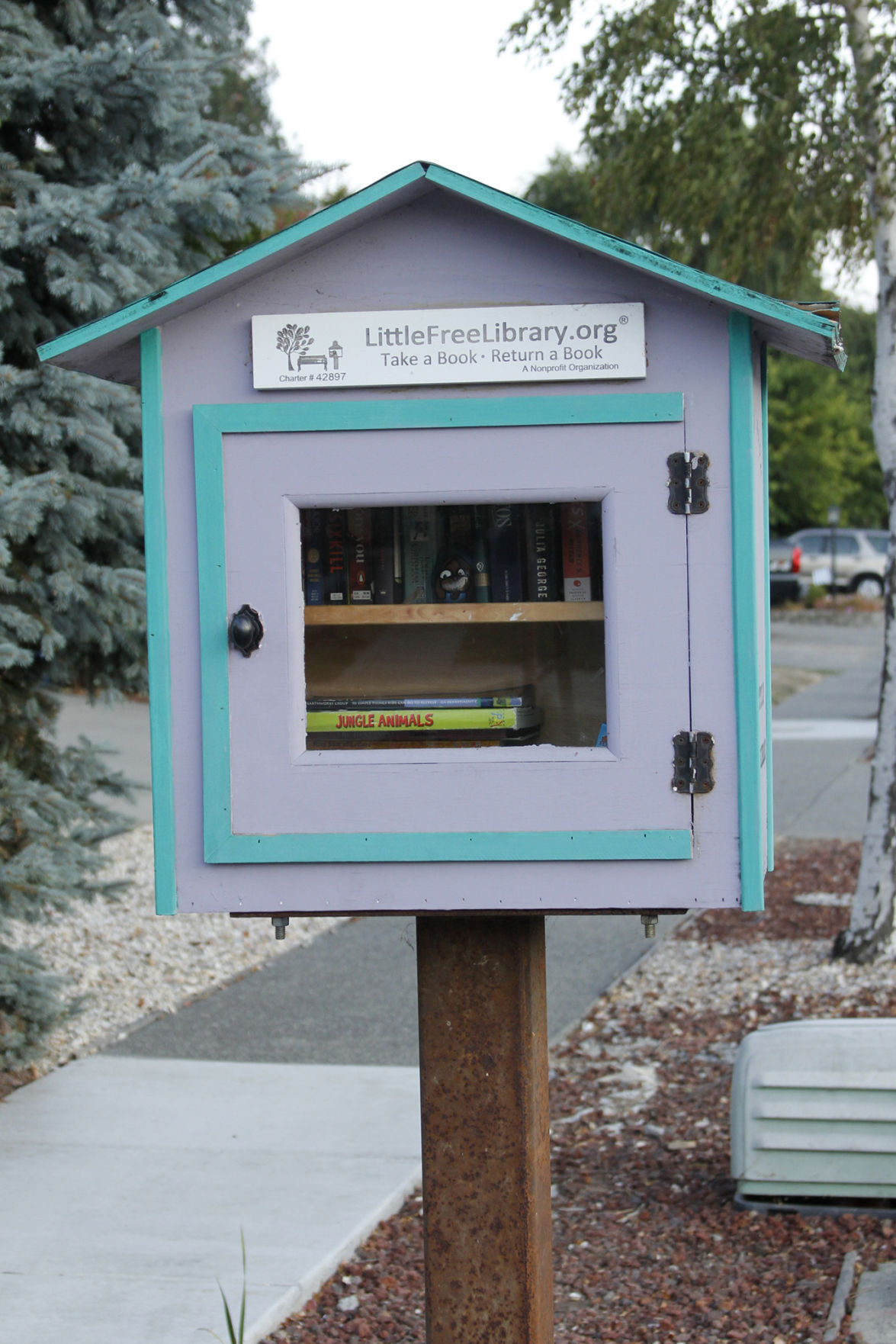 Little Free Libraries of Napa: 4420 Springwood Drive